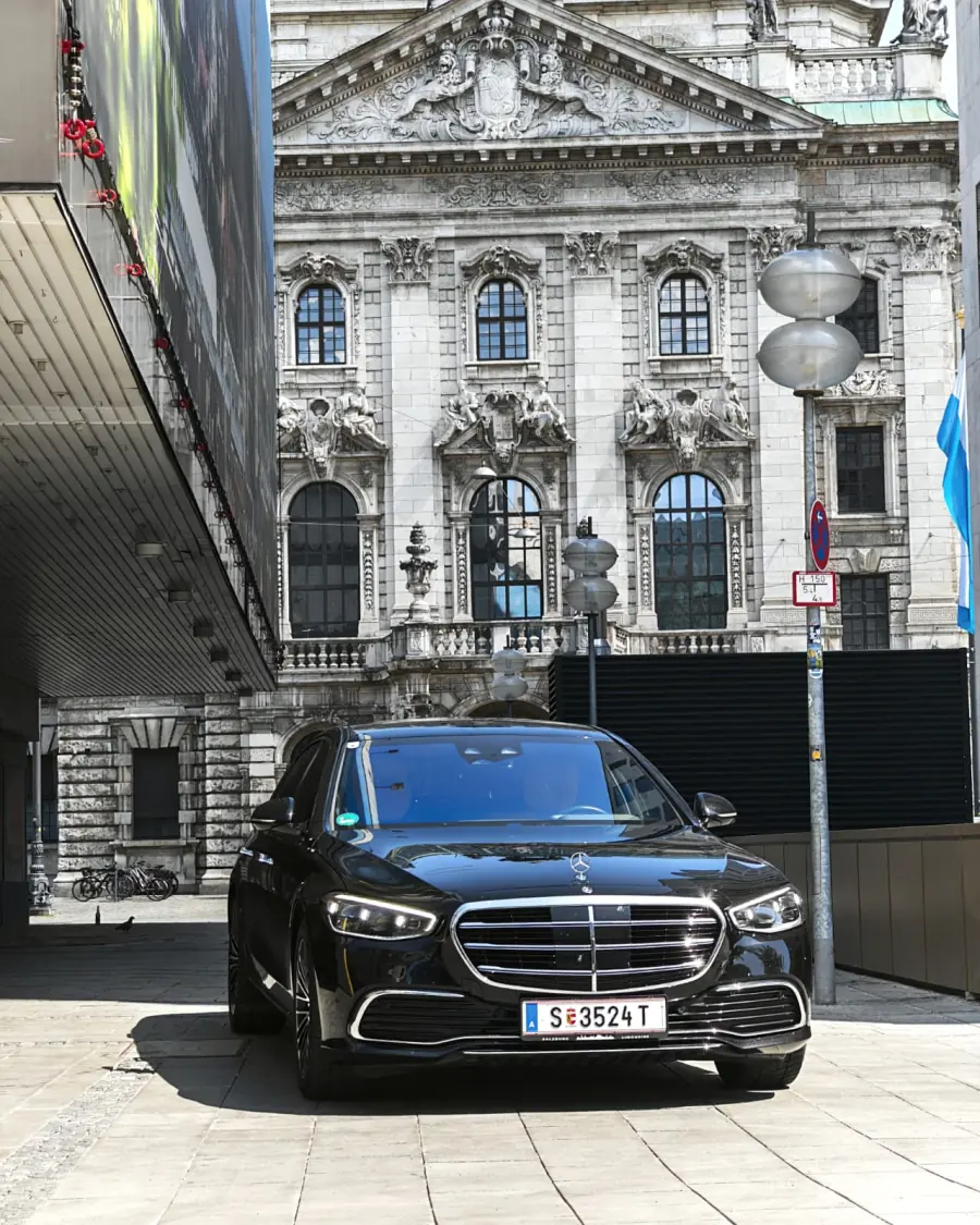 Gala und Hochzeit mit Chauffeur